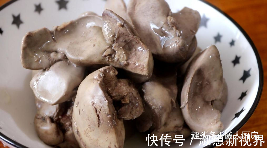 好吃|鸡肝怎么做好吃教你卤鸡肝的做法,吃着不腥,做下酒菜很不错