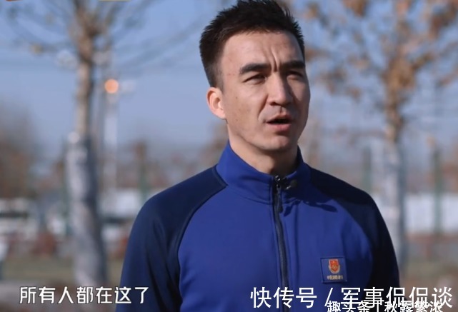 帮陈小春做引体向上,写信给jasper,艾站长:应采儿带孩子过来玩