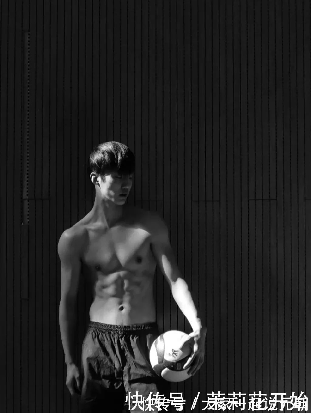 体育生|190cm大长腿体育生,8块腹肌公狗腰,薄肌小奶狗满满少年感