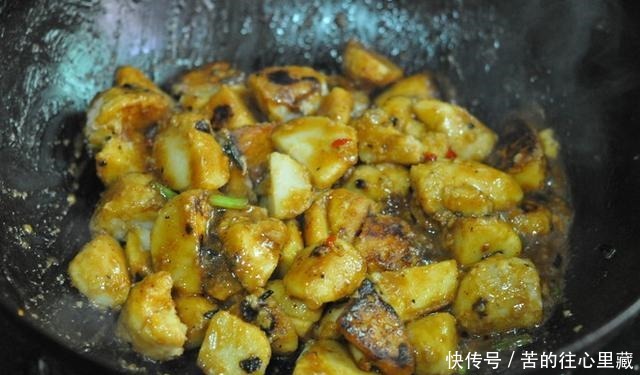 它是“碱性食物”，女性多吃口臭没了，头发顺滑，腰肢也细了！