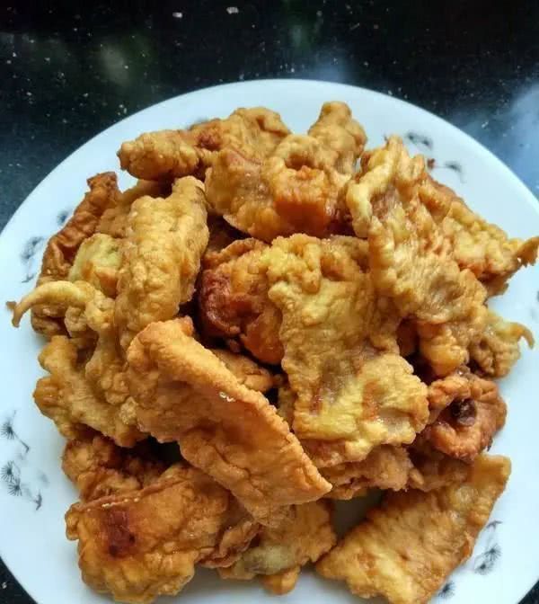 地方|做了二十多年酥肉的父亲,教我怎样做酥肉,才能保证香脆可口