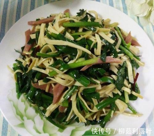 一张豆皮,一把韭菜,做人见人爱的素食小炒