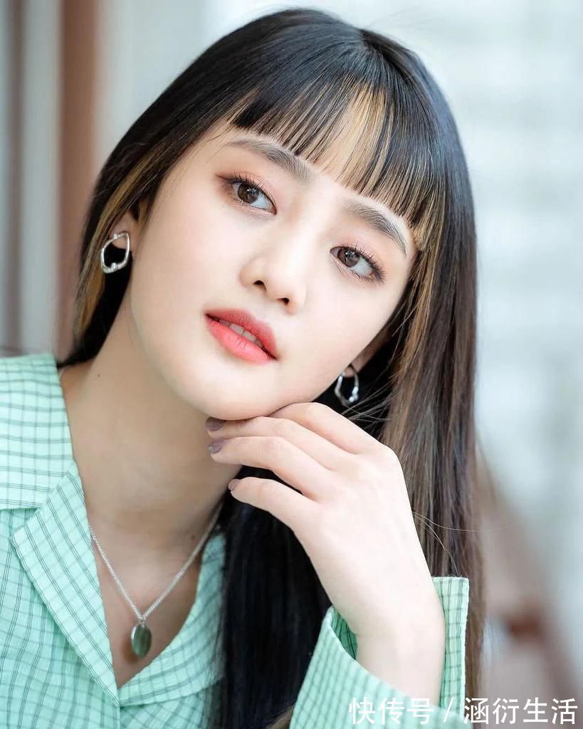 秃头|“爆顶染”赵小棠一夜吸赞十几万!丑哭亿万网友的秃头发型,怎么就火了?