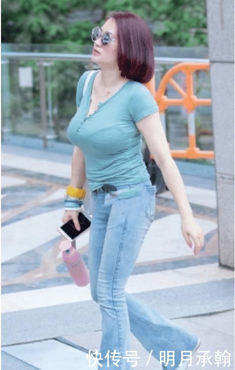 潮流小姐姐皎若秋月,优雅又气质,绽放柔情似水的气质