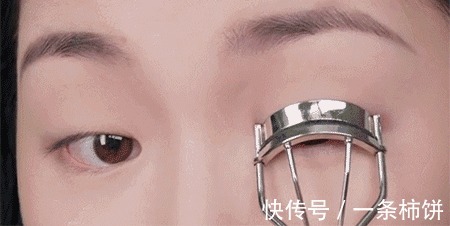 眼影|避雷:新手化妆保姆级手把手分享攻略②新手怎么挑选彩妆?