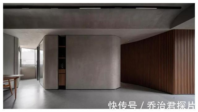 水泥|为解压,70后大叔“极简”装新房,全屋毛坯水泥风,舒适有格调!