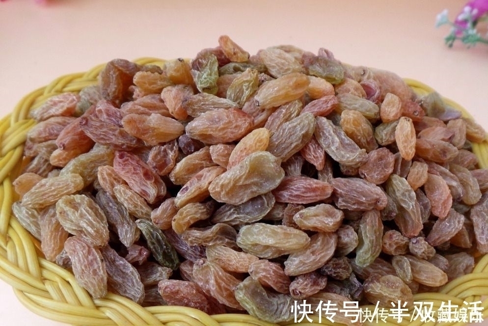 食物|提个醒:吃过葡萄干1小时内不可碰此种食物,早点告诉家里人