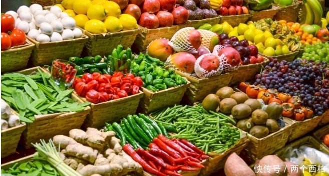 40岁的女性如何科学优雅的抗衰老,做好这四件事,你就是女王