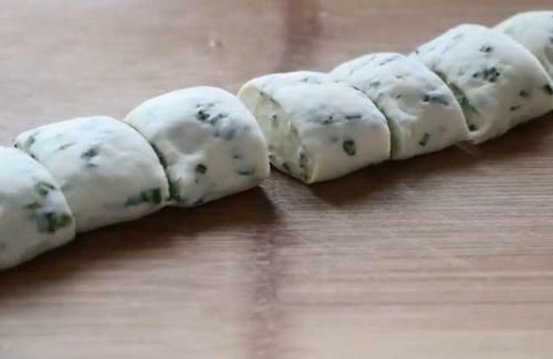 教你面粉的懒人做法，比包子馒头简单，早餐几分钟搞定