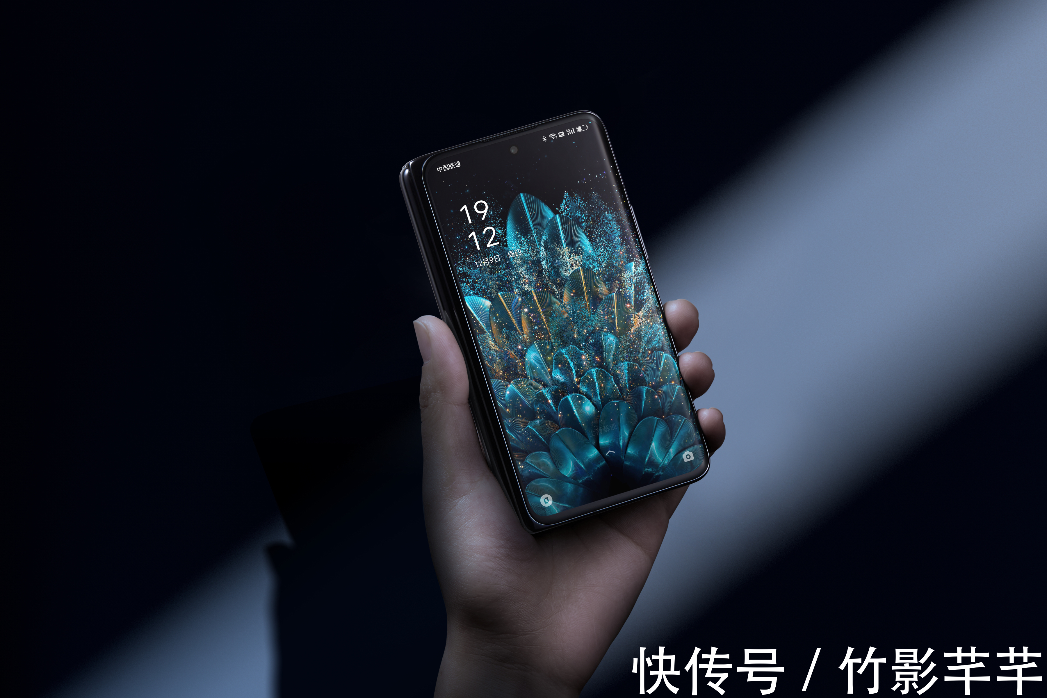 find|国产品牌入局折叠屏市场,三星不再是最优选,这两款值得一看