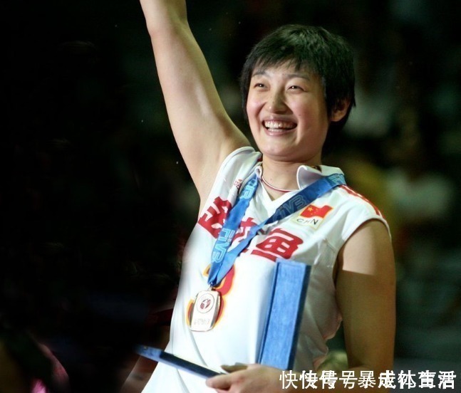 郎平|中国女排郎平被问为啥不当领导,回答让人佩服朱婷都看哭了