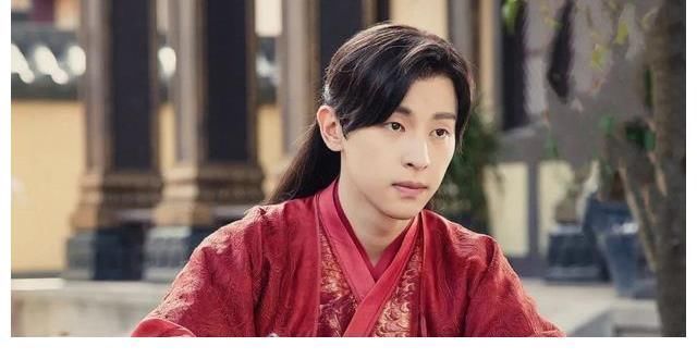 魏大勋|超有趣~小狮子的脑袋，变成了方形，要怎么变回去呢