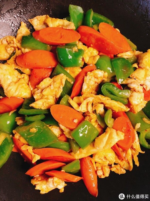 五分钟零失败！超好吃家常青椒火腿炒鸡蛋
