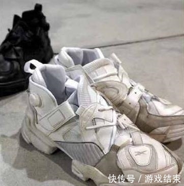 搭理|商场导购员说漏嘴:穿这3种鞋子进店的女人,一般懒得去“搭理”