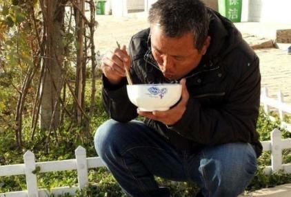 专家|“食道癌”是吃出来的?专家:4个“坏毛病”改掉,癌症会避开你