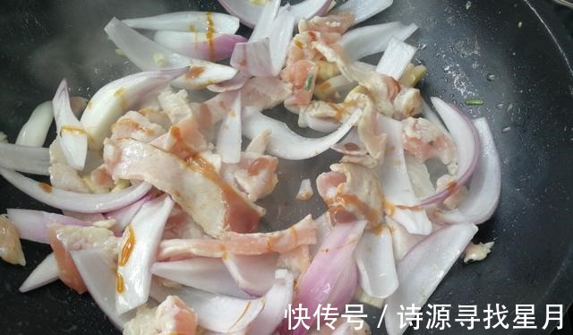 今天的午饭营养很丰富,可是,网友这么普通也敢晒出来!