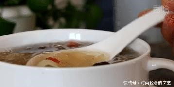 失眠最怕的一道菜,价格便宜还安神,一觉睡到