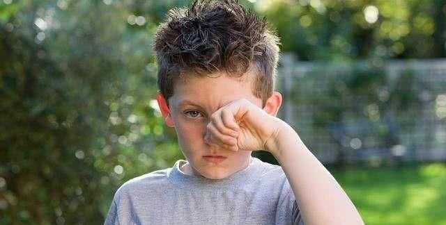 孩子|如果孩子说话时有这三个表现，可能就是情商低了！