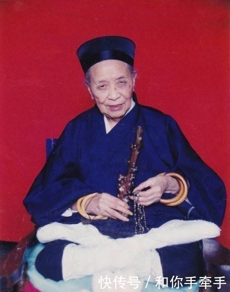 患有|患有不治之症却活了118岁 长寿秘诀就在于这三招