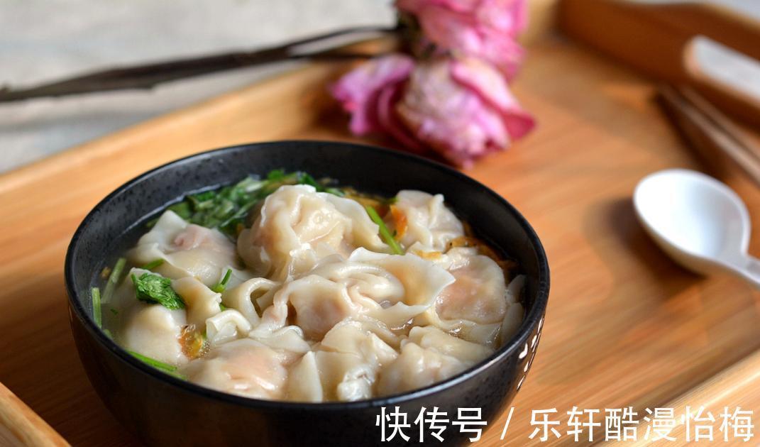 紫菜|家常小鲜肉馄饨，滋味十足，一口一个好吃到停不下来