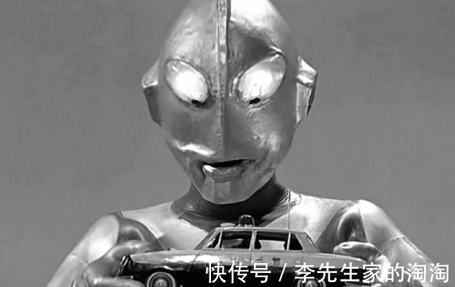 超人归来|奥特曼名字为何不能直译？泰罗名为“超级6”，而他“超人归来”