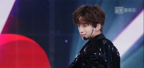 《青你》《创造营》打擂台,赛制混乱选手实力差,是扑街了?