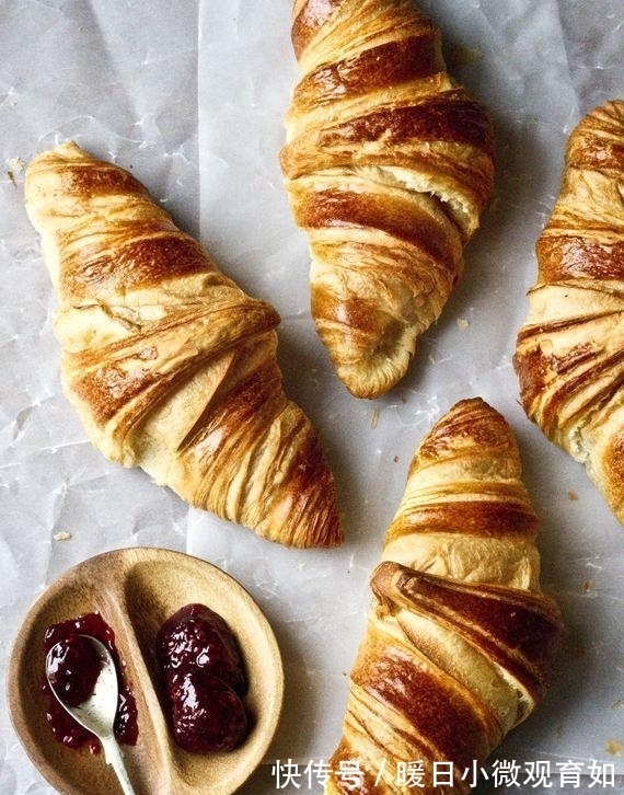 从“大贵族面包”到“马面包”看中世纪西方食物鄙视链