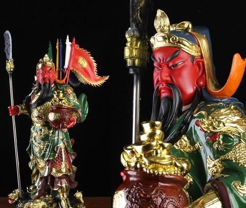 关羽|关羽关云长的军事才能和品德都很一般，为什么能变成了武圣人呢？