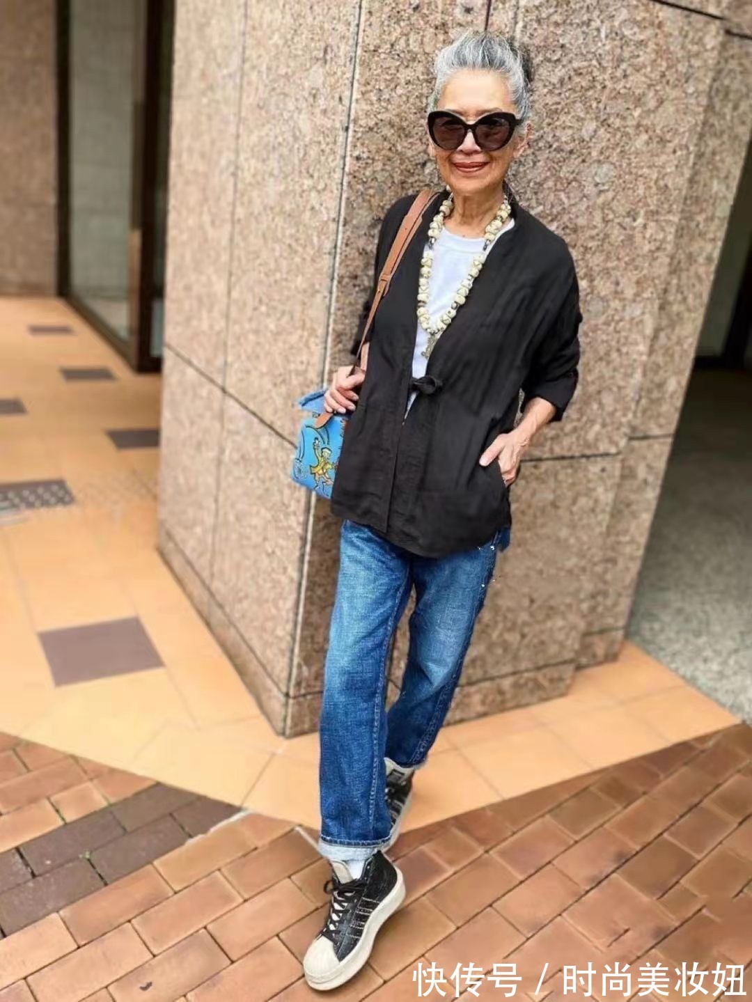 高级|女人越老越要“精致”,学这位71岁奶奶的穿搭,减龄又体面高级