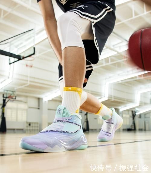 配色|全新安踏KT6“行云流水”配色正式发售!安踏的配色设计能力让人感到惊讶