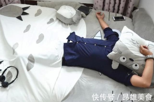 呼吸法|“一分钟入睡法”燃爆全球，拯救重度抑郁失眠者，让你一觉到天亮