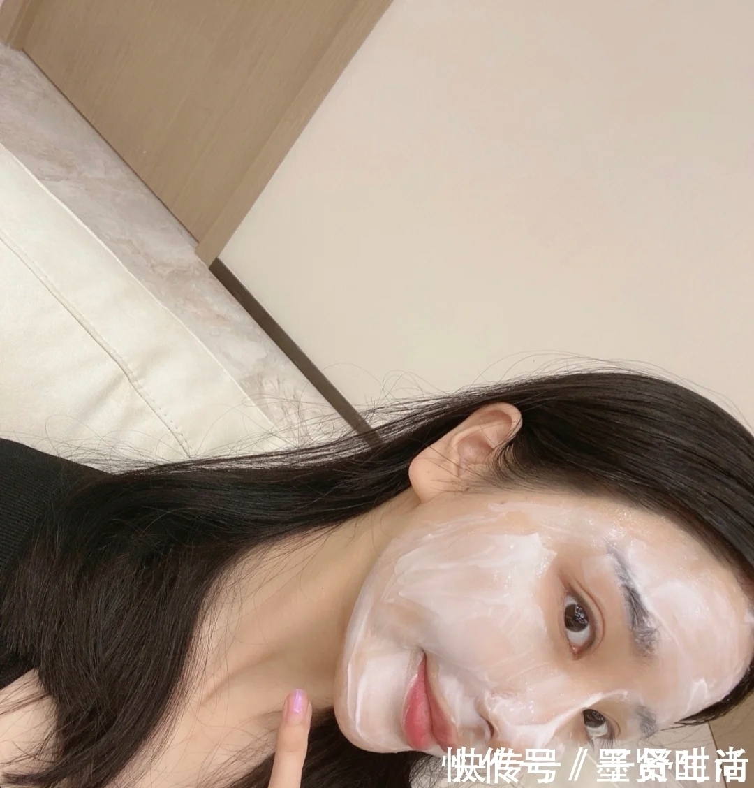 黄女士|刷1次等于暴晒10小时,很多女人还痴迷上瘾,难怪愈来愈黑