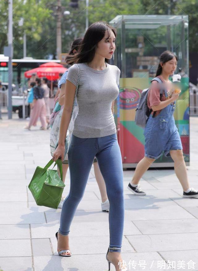 穿搭|淡雅风格的穿搭,穿出优雅的气质,身姿撩人