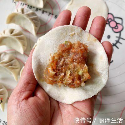 这道香辣拌三鲜饺子连续吃了3碗，全家人都一致好评