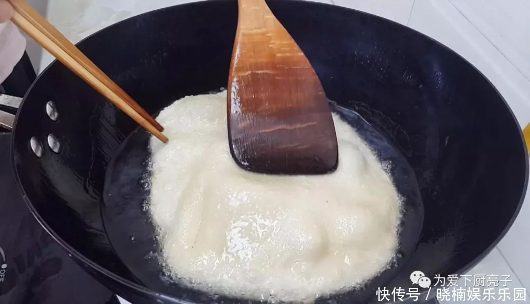 烙饼|面粉最好吃的做法,不发面不烙饼,比油条都好吃,好吃到直流口水