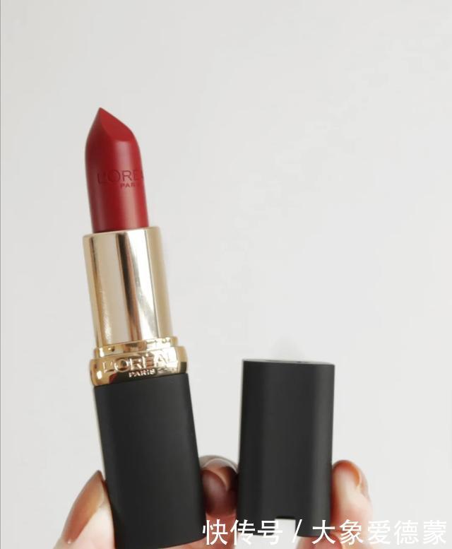 气质|涂一次就爱上的“神仙”口红,显白显气质,黄黑皮姐妹也能驾驭