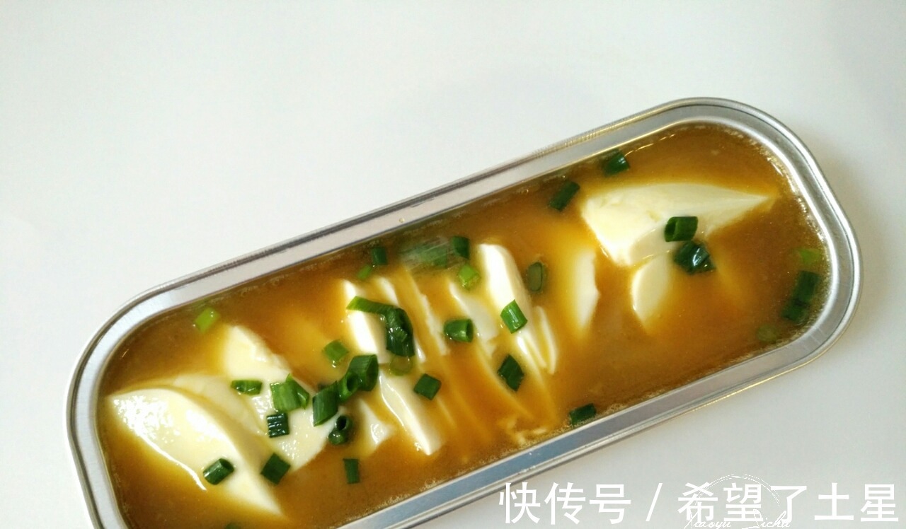 46岁阿姨一人午餐，简单又营养，晒圈火了，网友善待自己很重要！