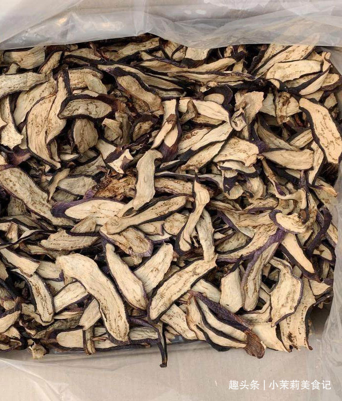 茄子干|晒茄子干，最忌直接晒和焯水，教您1招，不发黑更好吃，一年不坏