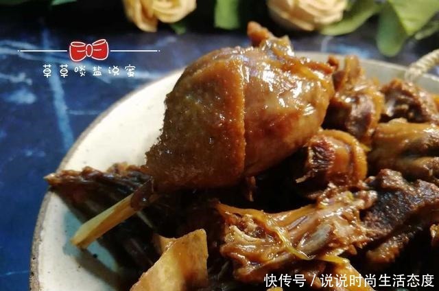 补冬少不了羊肉，羊肉做得好，有两样调料少不了