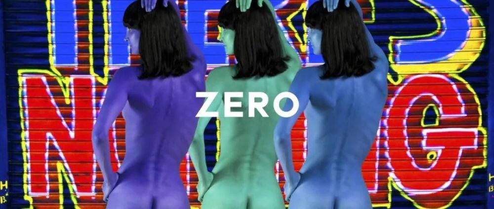 他把小时候偷看到的东西变成了今天的时尚