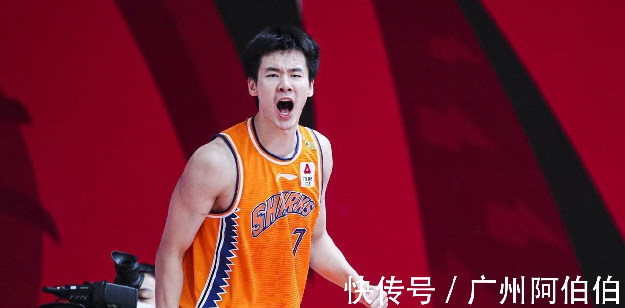 他场|CBA表现出色的三位00后球员,年龄小但都已经是球队的主力球员