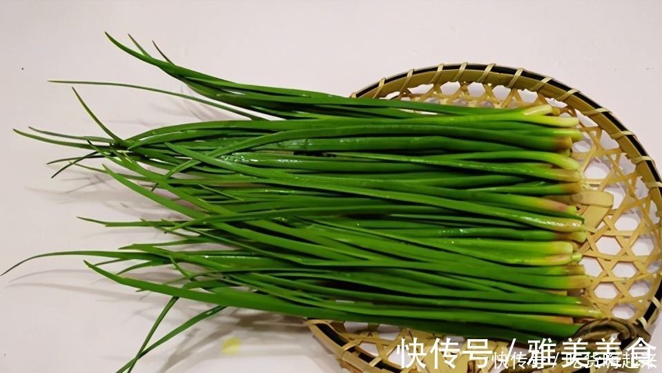好东西|蒜苔的“尾巴”,其实是好东西,很多人当垃圾扔了,不懂吃可惜了