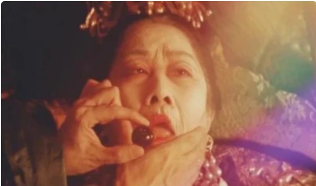 洛克菲勒|慈禧口中价值8亿的夜明珠，如今在一大亨手中，却再无法买回