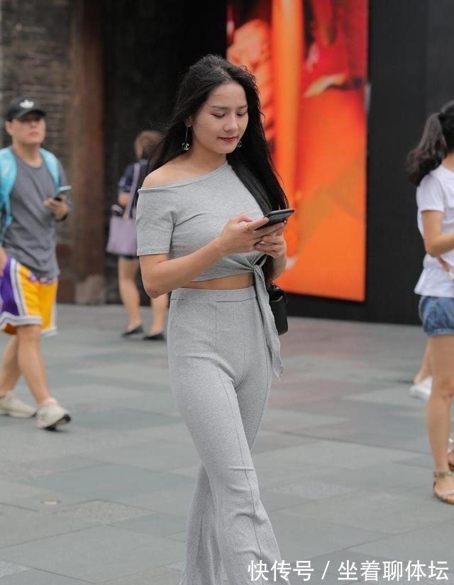 运动背心|配上瑜伽裤的运动背心,充分释放运动气息!