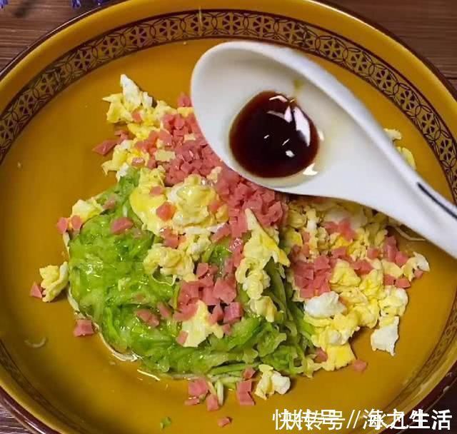 包子|剩的饺子皮不要扔，做成包子，一擀一包真省事，皮薄馅大真好吃