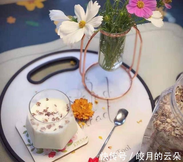 黑麦燕麦片|早餐吃什么好呢来点燕麦片吧，好吃又方便！