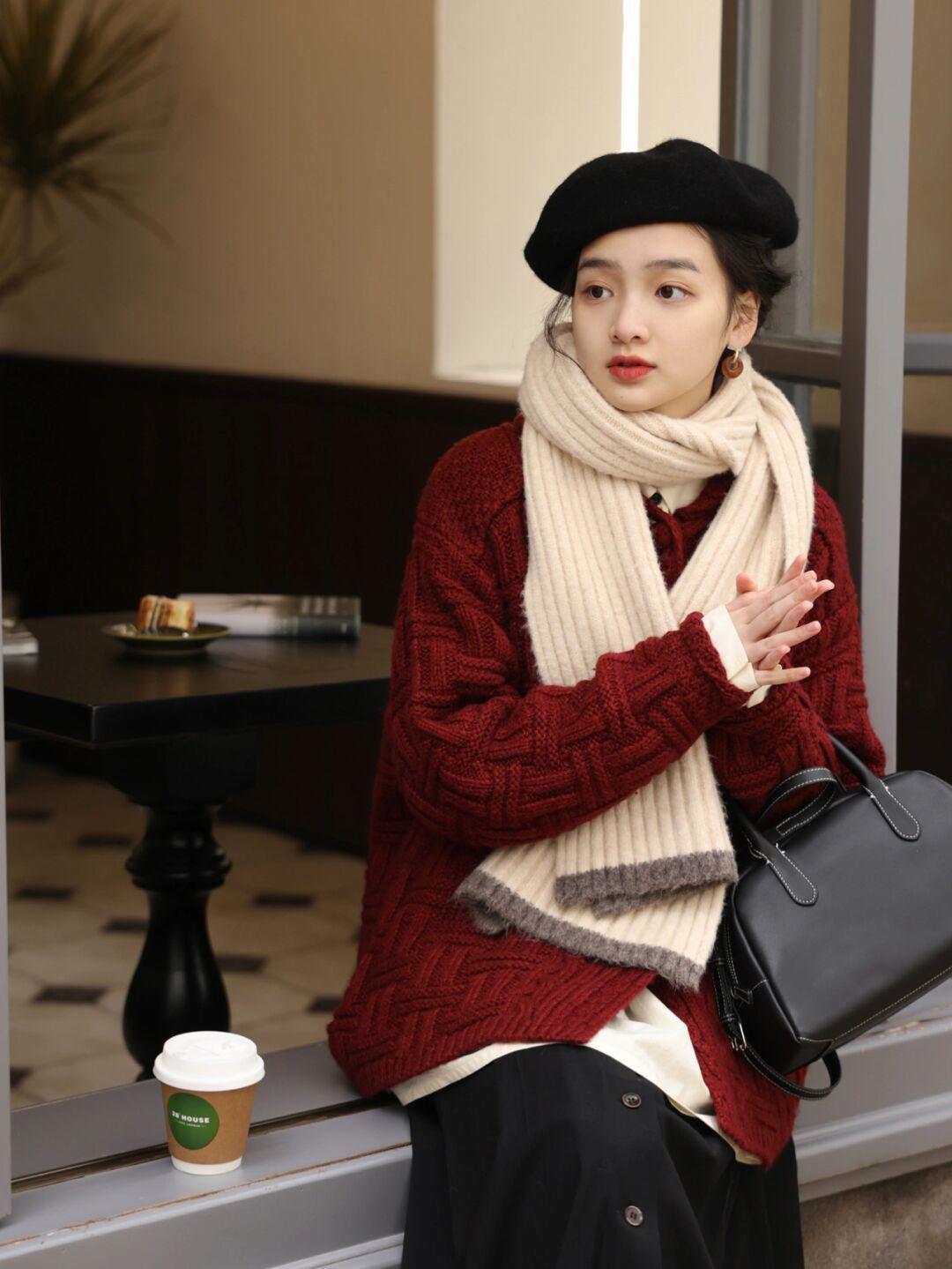 半身裙 冬天怎么把“毛衣”穿出高级感?看看这些搭配,普通人也能驾驭