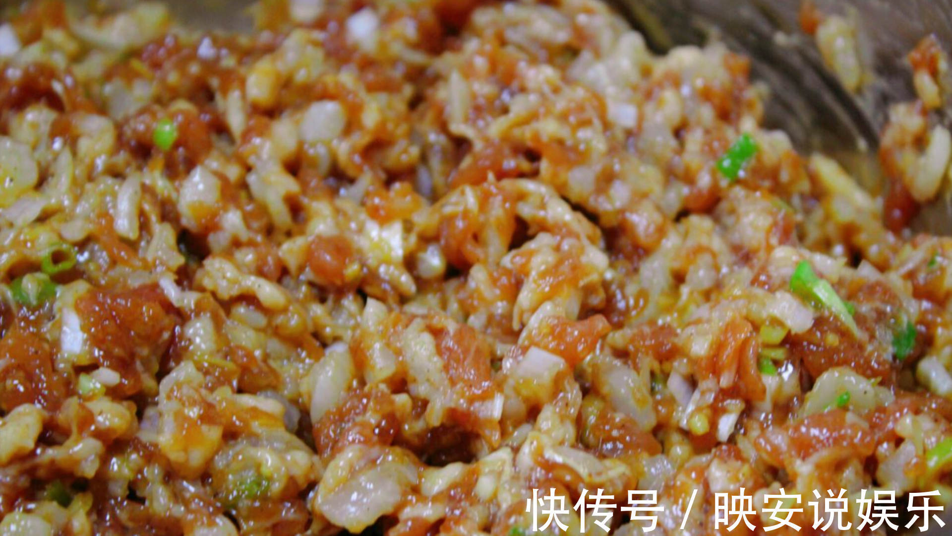猪肉馅饺子怎样做才好吃关键2个诀窍,不腥不腻,全家都爱吃