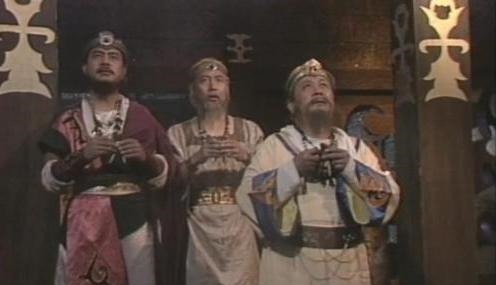 东伯侯@封神榜四大家族,一家是帝王,两家当奴隶,一家四散而尽!