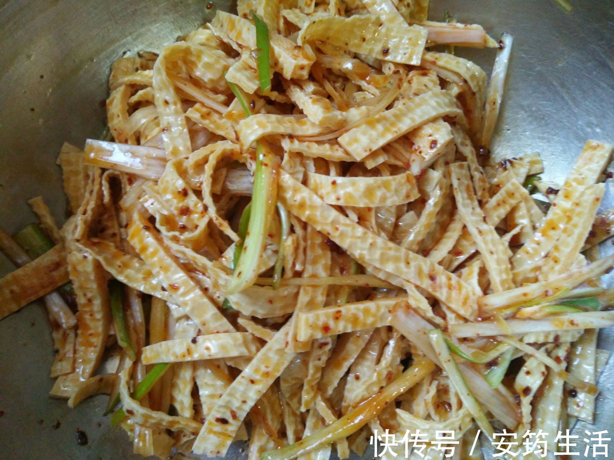 腰部|赘肉最怕的就是“它”,不论男女,吃完排出黑臭宿便,腰部有曲线